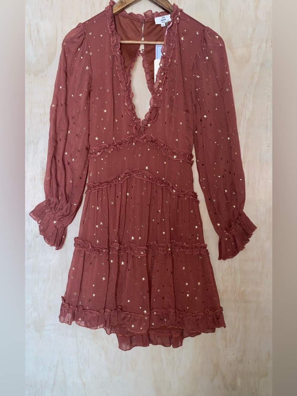 entro Rust Red Long Sleeve Star-Print Ruffle Mini Dress - Picture 2 of 10